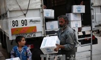 Iringan mobil bantuan PBB tiba di peluaran ibukota Suriah